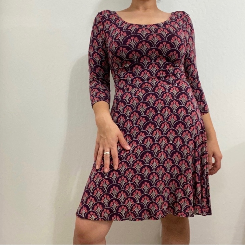 Express Women’s XS Purple Floral Stretch Skater Flare Midi Dress